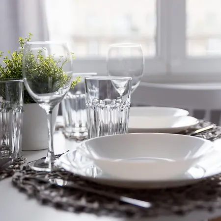 Jerozolimskie View By Bookinghost