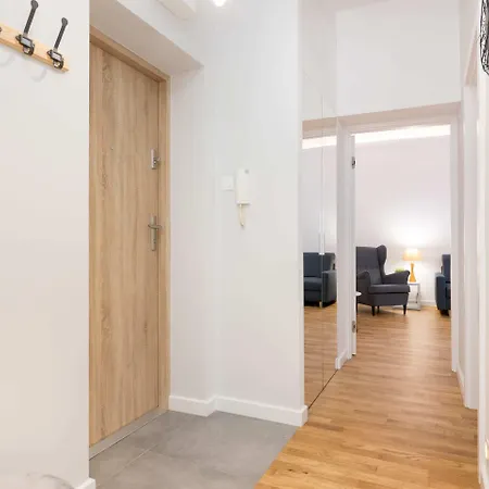 Jerozolimskie View By Bookinghost Apartamento