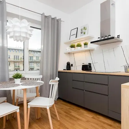 Lägenhet Jerozolimskie View By Bookinghost Warszawa