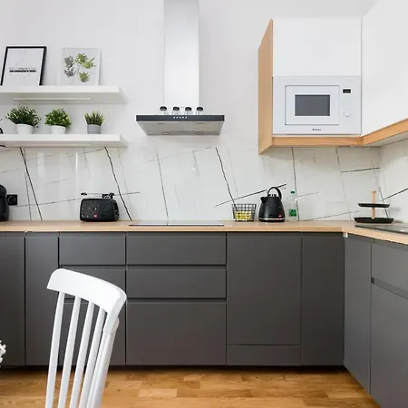 Jerozolimskie View By Bookinghost Lägenhet *