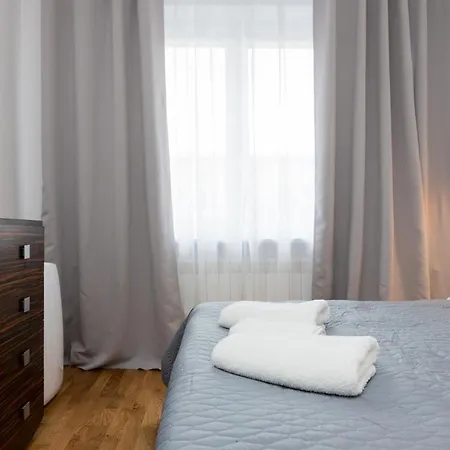 Jerozolimskie View By Bookinghost *